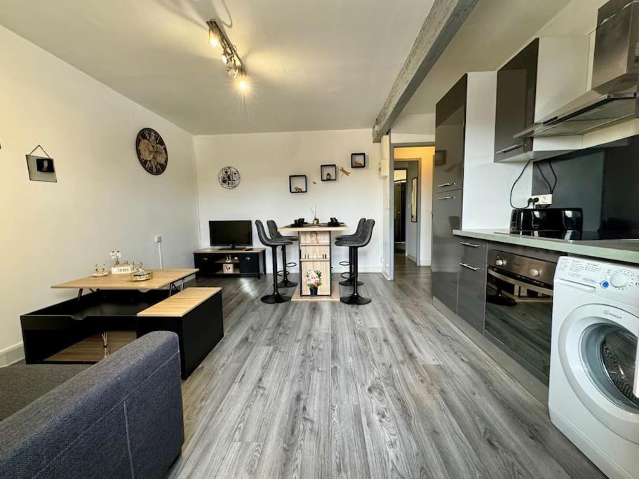 Isval Wifi-Hyper Centre Cognac Apartment Ngoại thất bức ảnh